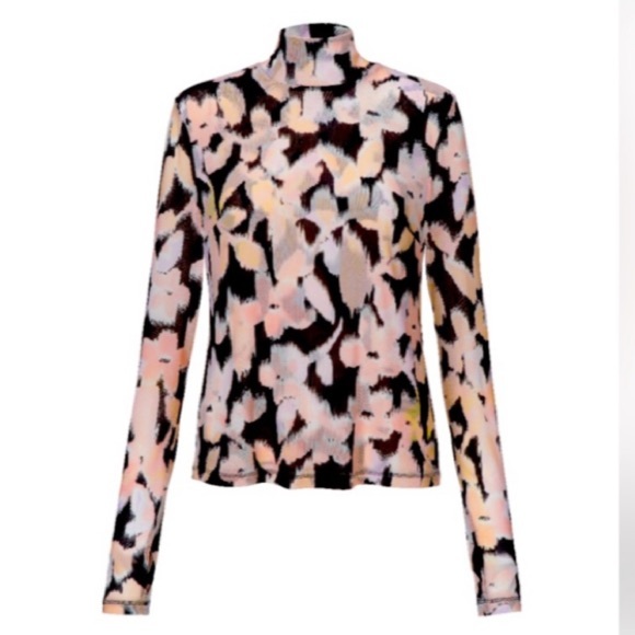 Patterned Long Sleeve Women's Top - Picture 1 of 11